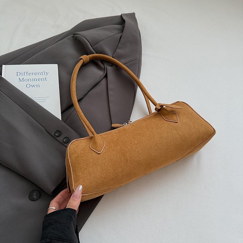 Ретро замшевая сумка-багет женская осенняя новая нишевая повседневная на плечо подмышку