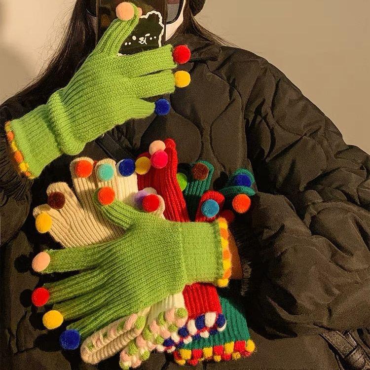 Зимние цветные вязаные перчатки для женщин Перчатки для сенсорных экранов Теплые вязаные перчатки с помпоном для улицы и дома с мягкой эластичной подкладкой для женщин