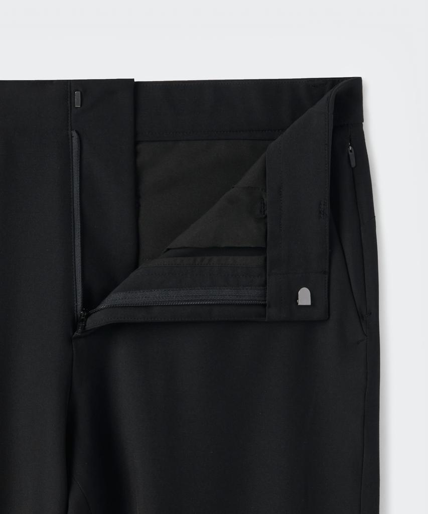 MUSINSA STANDARD Hybrid Straight Pants [Black]