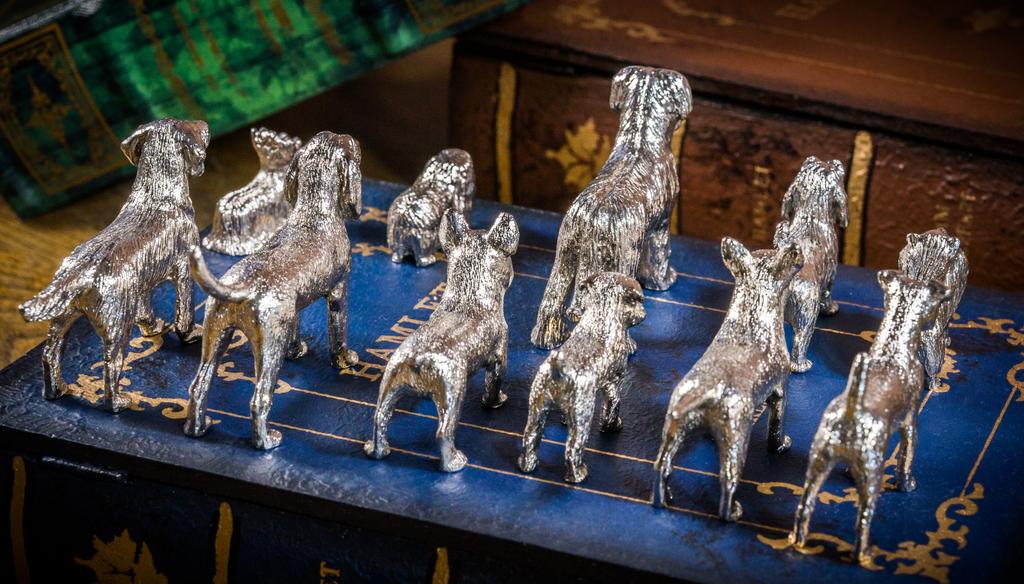 Dachshund (Smooth) Made In England Art Dog Figurine Collection