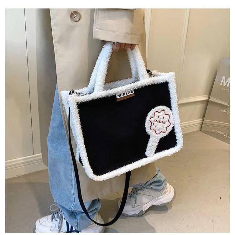 Lamb Wool Tote Bag Women Autumn Winter Large Capacity Commuting Casual Handbag Ladies College Student Class Crossbody Bag Warm