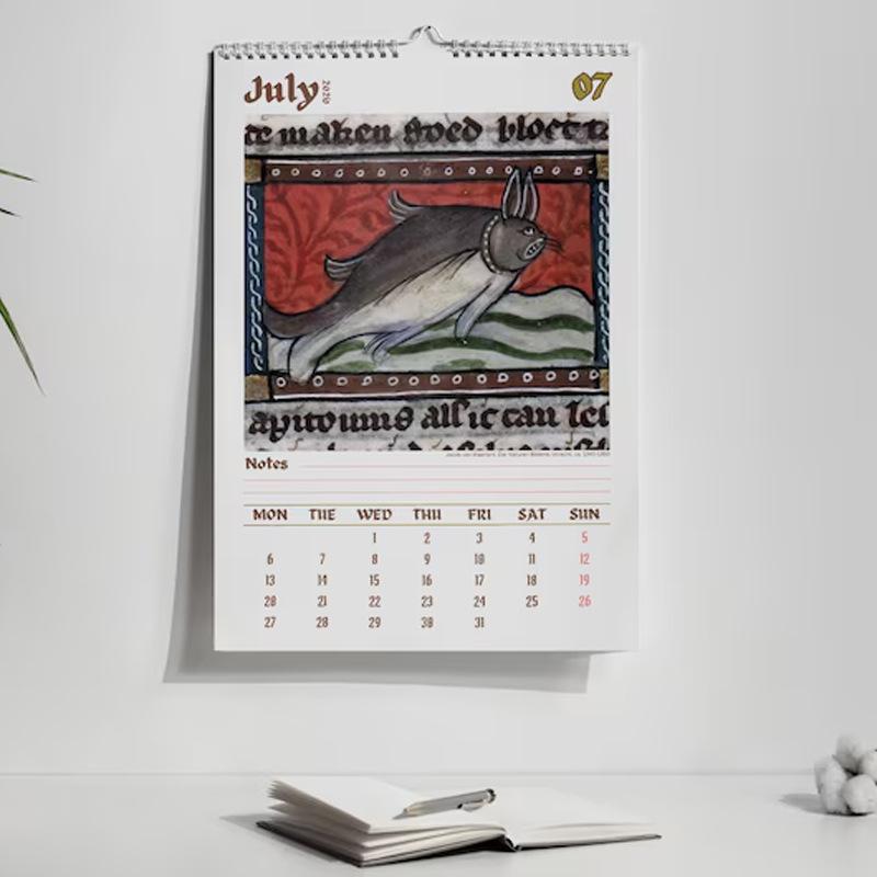 WTEMPO Уродливые средневековые животные Принт 2026 Смешной настенный календарь 12-месячный спиральный настенный планер из плотной бумаги, месячные макеты, юмористический дизайн с узором