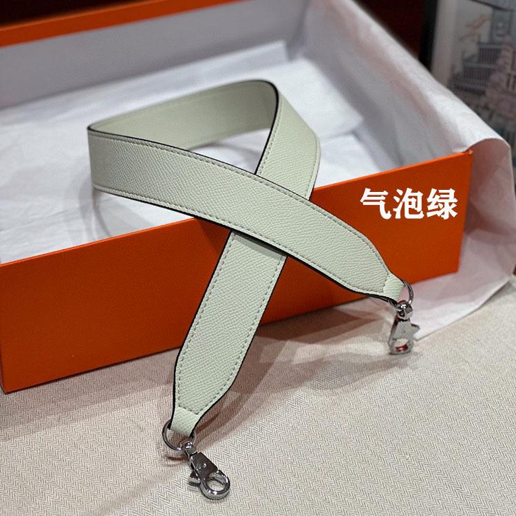 Сумка 19+22+25+28+30 одно плечо подмышкой ладонь узор кожа широкий плечевой ремень сумка с сумочкой