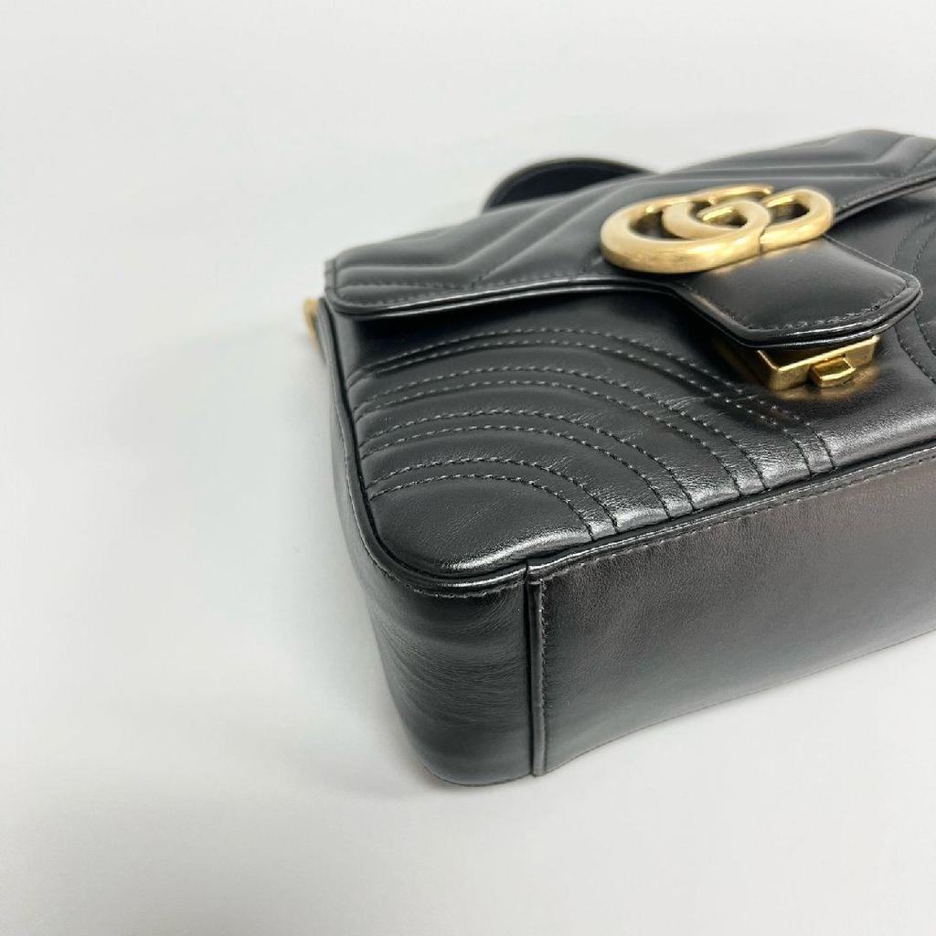 [Pre-Owned] Gucci Chevron Leather GG Marmont Mini Top Handle Bag 'Nero' - Excellent #1V9T0GG