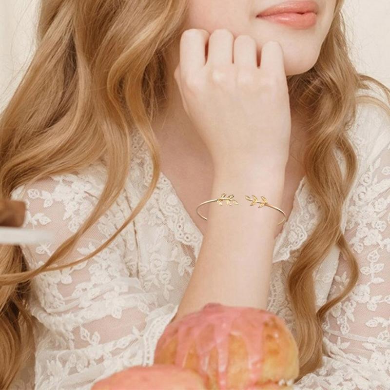 Элегантный браслет из сплава с подвеской в виде листа для женщин и мужчин, легкое украшение, идеально подходящее для повседневного и официального мероприятия