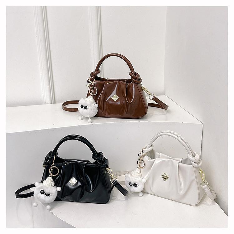 IELGY Portable Cloud Bag Cute Girl Pleated Crossbody Shoulder Bag