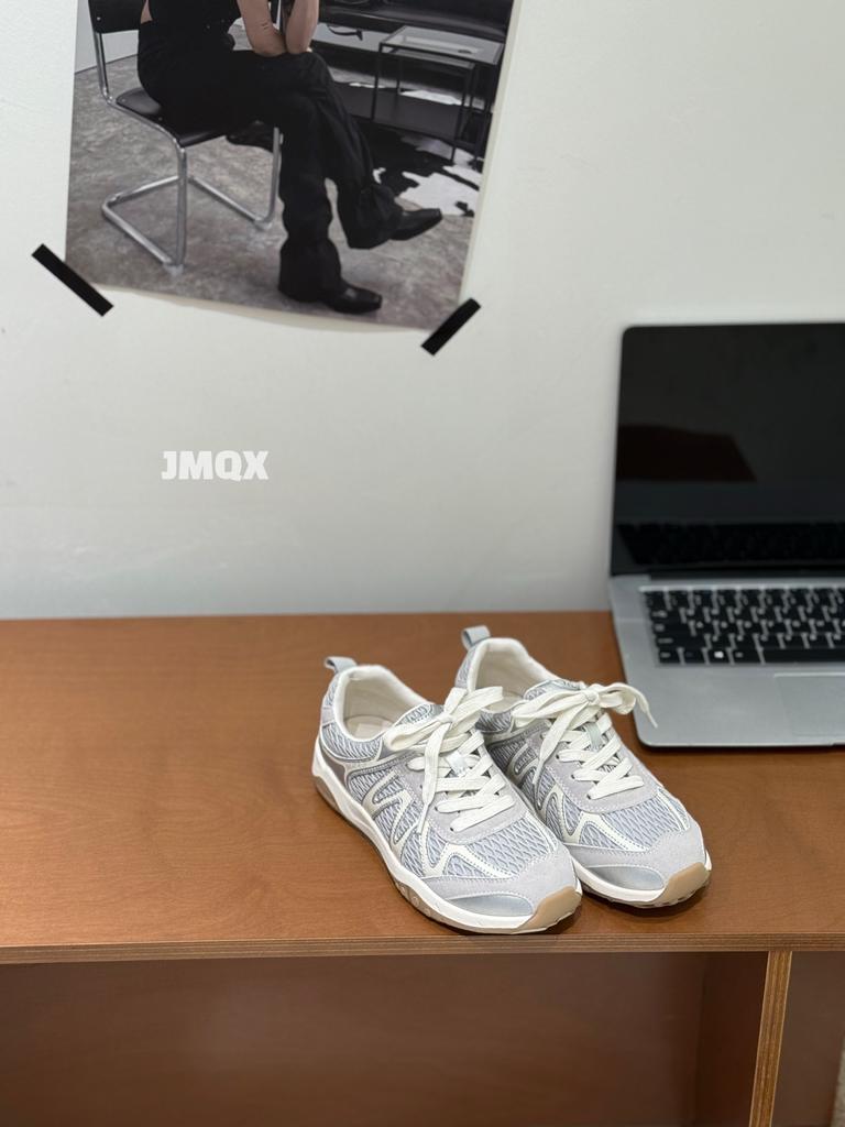 Color Matching Striped Lace-up Little White Shoes Women's Summer 2025 New Fashion Versatile and Comfortable Sports and Leisure Moral Training Shoes