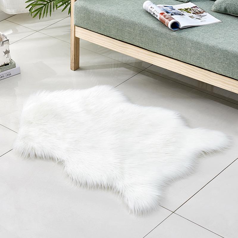 Modern Euro-Style Imitation Wool Long Pile Floor Mat for Living Room or Bedroom