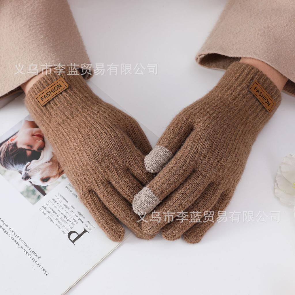 Зимние перчатки однотонные под норку