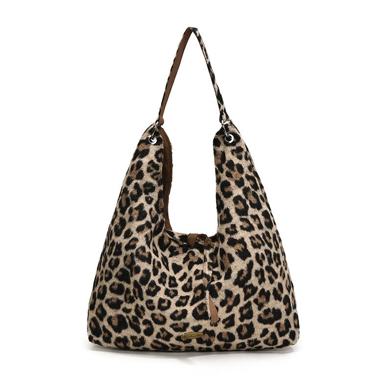 Vintage Chic Leopard Print Shoulder Bag For Women Spacious Crossbody Tote In Black And Brown