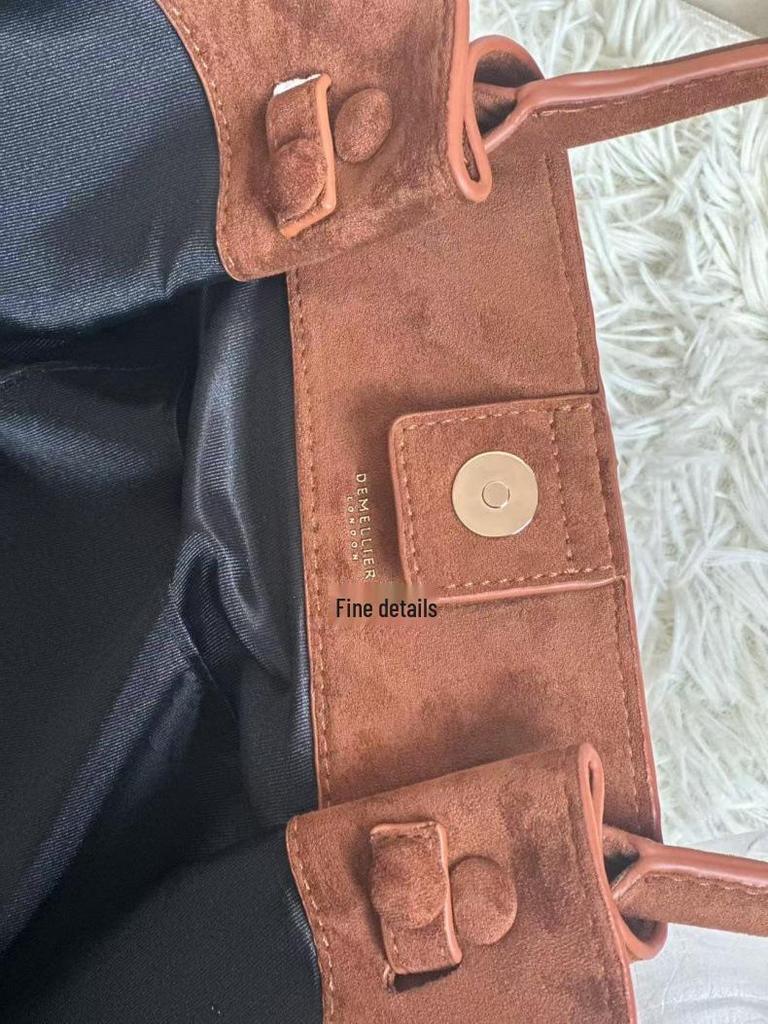 Сумка Demellier из матовой замши с крыльями - Ретро осенне-зимняя ручная сумка и сумка-тоут через плечо