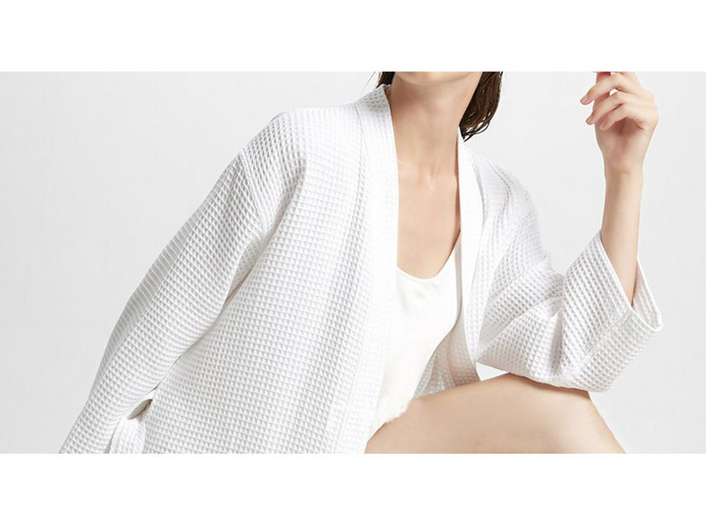 Hotel Inn All-Cotton Waffle Bathrobe with Reversible Collar - Perfect for Four Seasons, Hot Springs, and Salons - White Robe