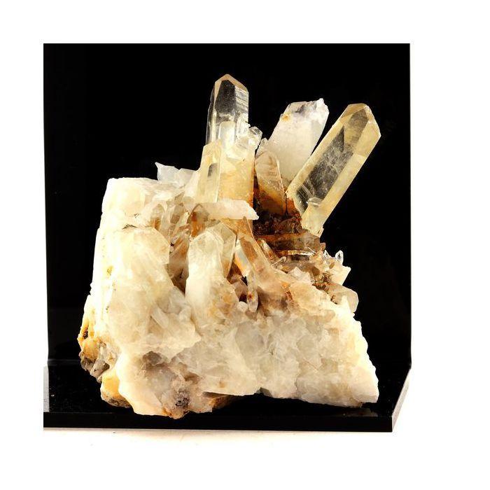 Pierres et Minéraux. Quartz. 1483.0 ct. Allevard, Isère, France.