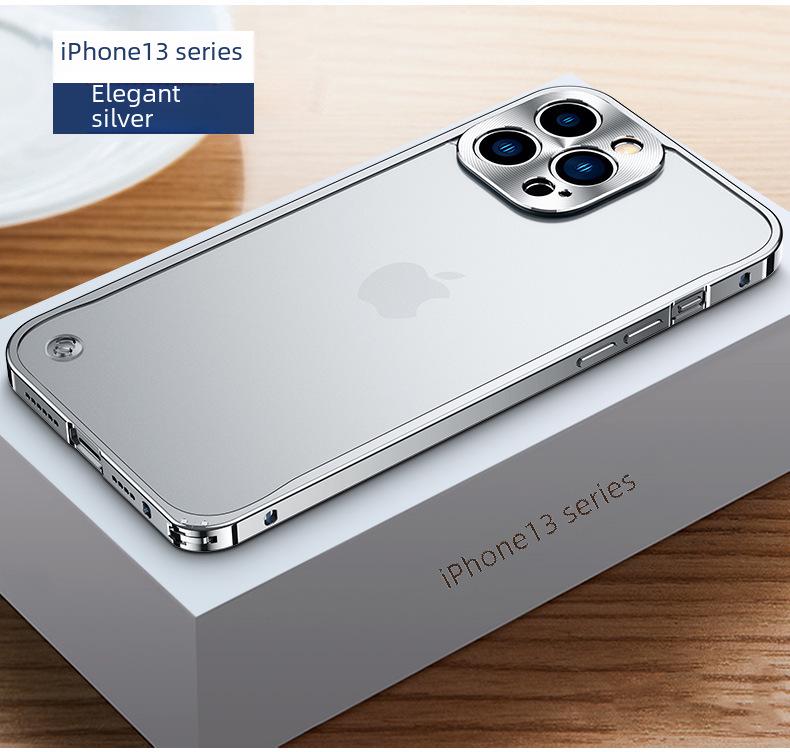 «Магнитный матовый чехол с металлическим каркасом и застежкой-кнопкой для iPhone 15 и 14»