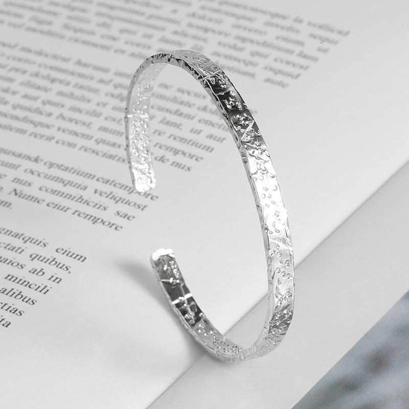 Trendy Minimalist Elegant Women Bangle Bracelet New Fashion Simple Cuff Jewelry For Daily Wear Gift