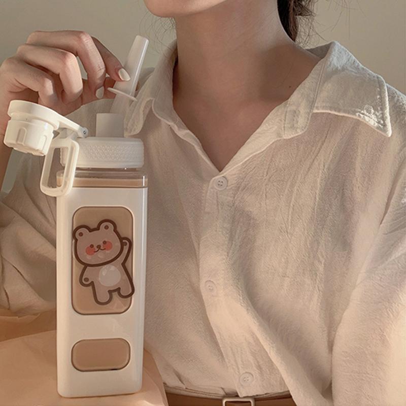 Kawaii Bear Water Bottle For Girls Cute Plastic School Gym Drinking Bottle With Straw Juice Bubble Tea Cups BPA Free 700