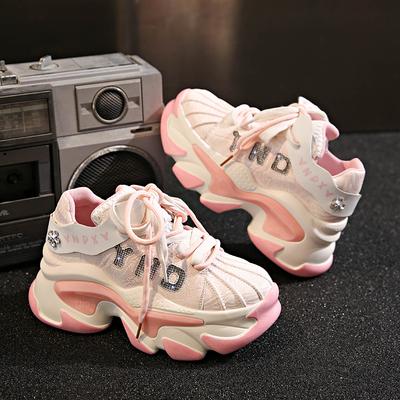 Модная женская осенняя повседневная обувь 2025 Новые дышащие сетчатые кроссовки на массивной подошве с ромбовидным узором Модные универсальные женские спортивные кроссовки в стиле "папа"