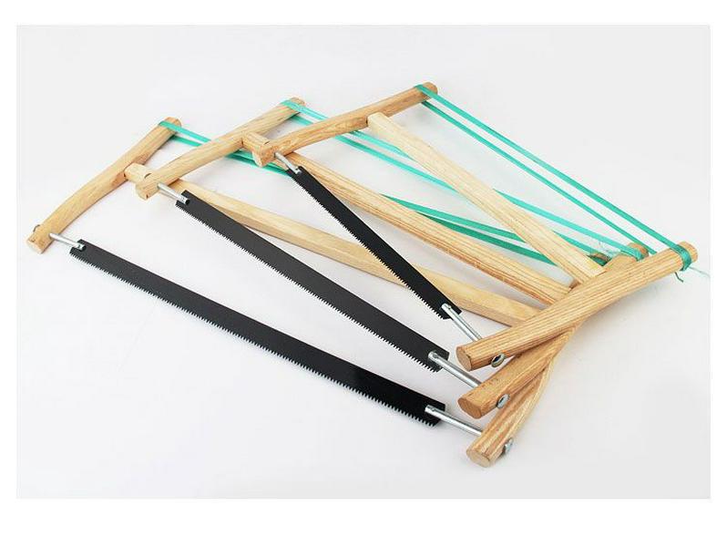 Винтажная бытовая уличная ручная пила для деревообработки - Старомодный инструмент рамная пила