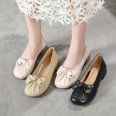 Модная женская обувь-лодочки с бантами из натуральной кожи 24 Летний новый стиль Легкий вырез Круглый носок На одну ногу Низкий каблук Универсальный Большой размер