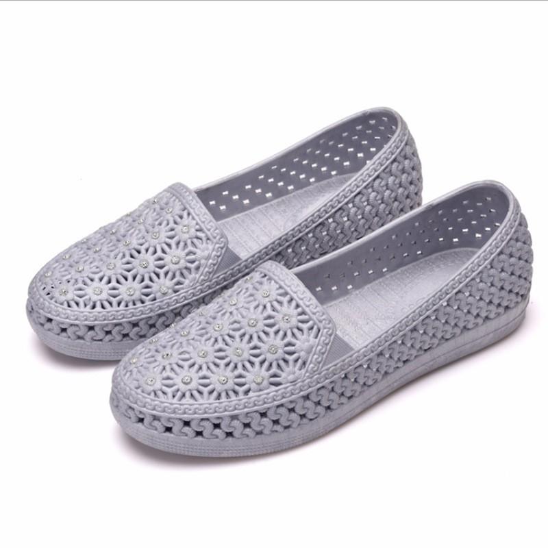 Women's Flats 2024 Summer Breathable Hollow Shallow Slip On Walking Shoes for Women Outdoor Fashion Light Ladies Casual Shoes