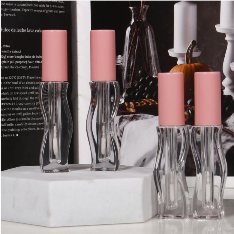 2.5Ml/3Ml Wave Lip Gloss Tube Transparent Thick Rod Large Brush Head Empty Bottle Lips Glaze Container Makeup Packaging Material
