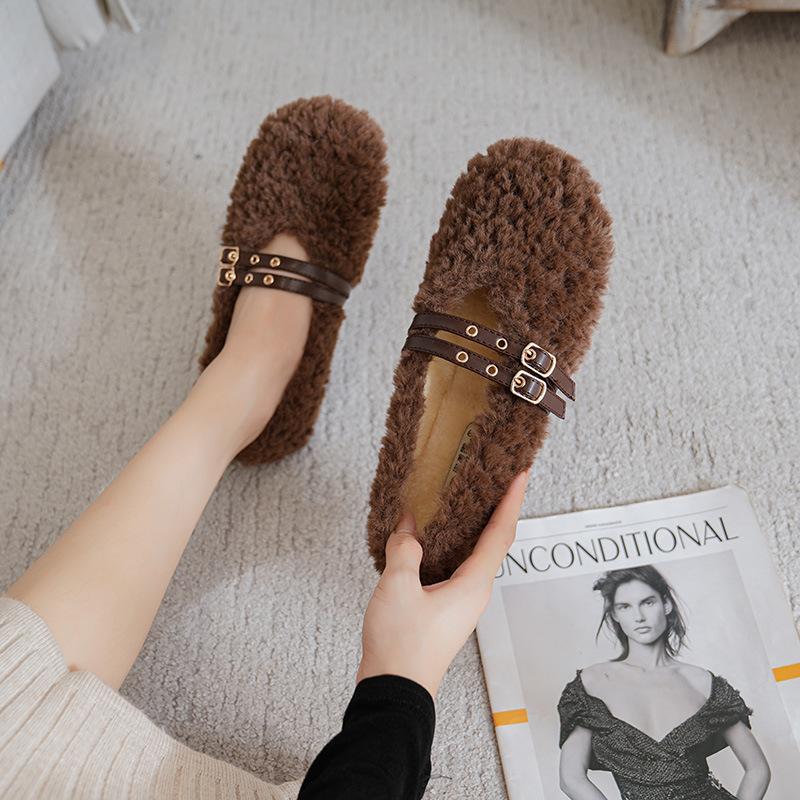 Fashion Wool Fur Winter Shoes Woman Slip On Loafer Double Rivets Belt Furry Moccasins Female Curly Fur Flats Lambwool Shoes Big Size 43