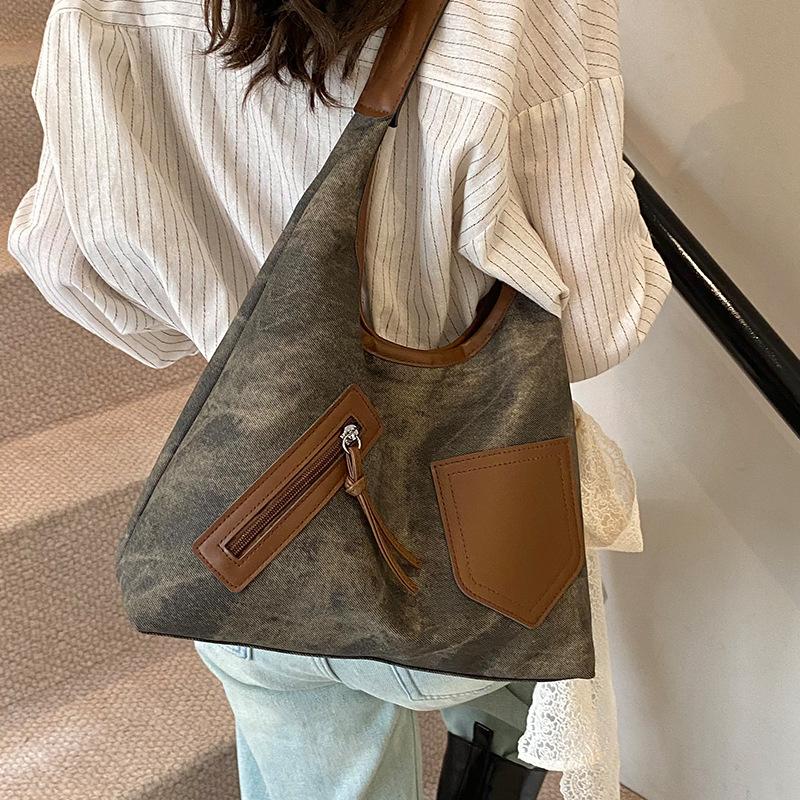 Новая весенняя ретро сумка через плечо с контрастными цветами, большая вместимость, простая сумка кроссбоди, нишевый дизайн для поездок на работу, сумка-тоут