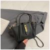 New Women's Bag High-end Texture Light Luxury Fashion Niche Trend Versatile Portable Shoulder Bucket Bag