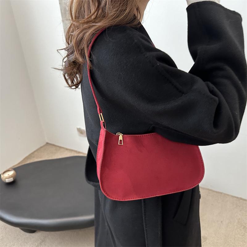 Yogodlns Модная Текстурная Красная Сумка Женская Новая Замшевая Сумка На Одно Плечо Маленькая Однотонная Сумка Хобо На Молнии Подмышками