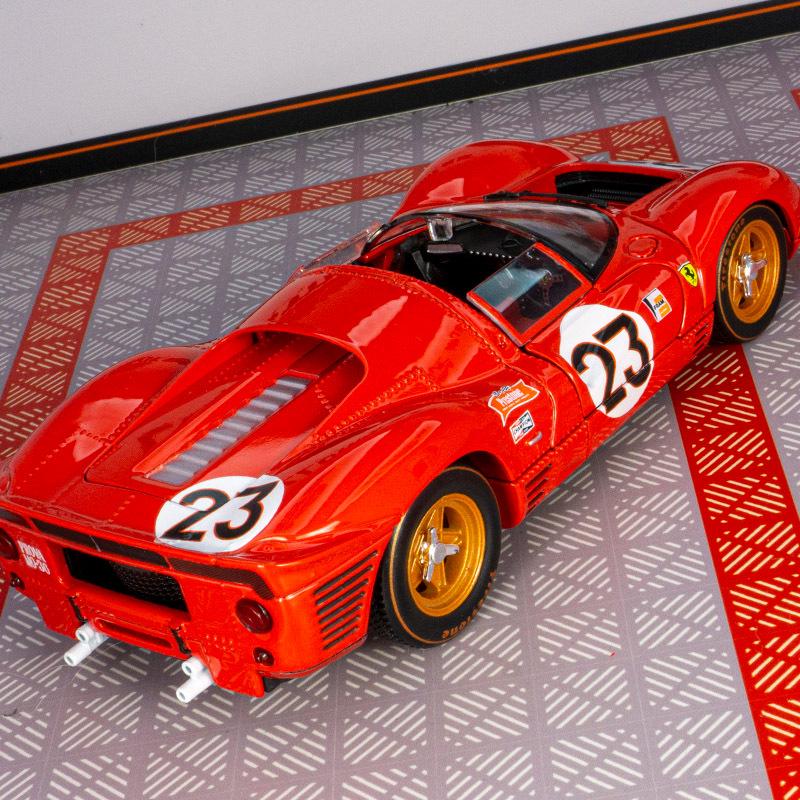 Bburago 1967 Ferrari 330 P4 Daytona Le Mans Модель винтажного гоночного автомобиля