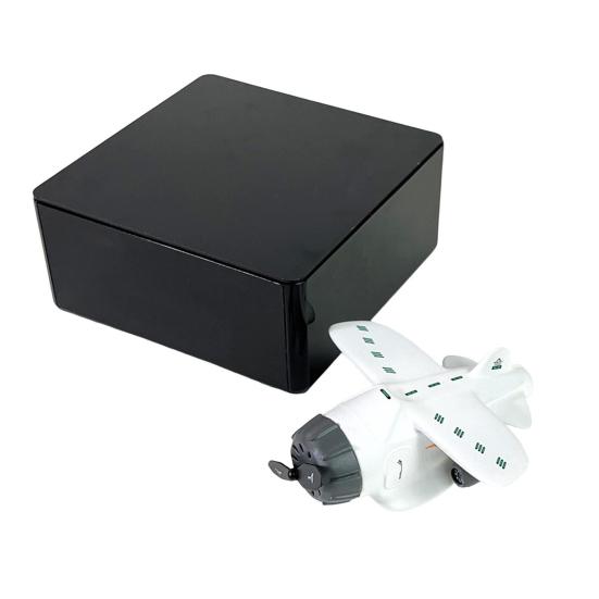 Магнитный левитирующий самолет с цифровым дисплеем, плавающий орнамент с вращающимся пропеллером