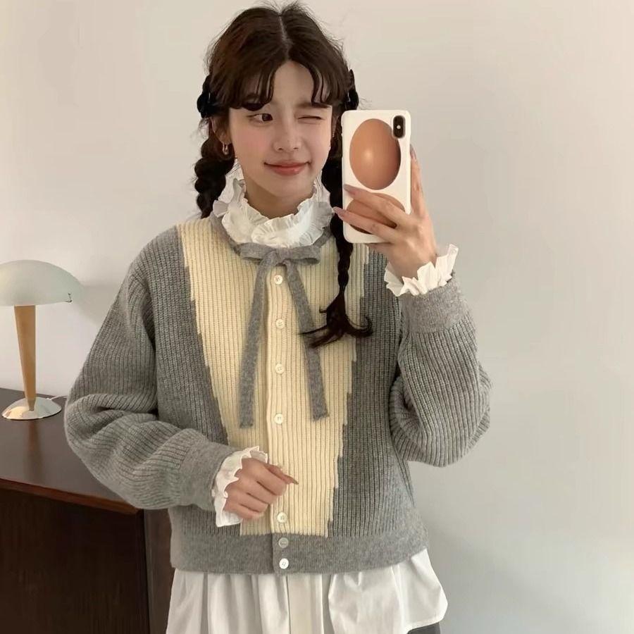 Sweet and Gentle Bowtie Sweater Jacket for Autumn and Winter, Small and College Style Short Contrasting Color Design Knitted