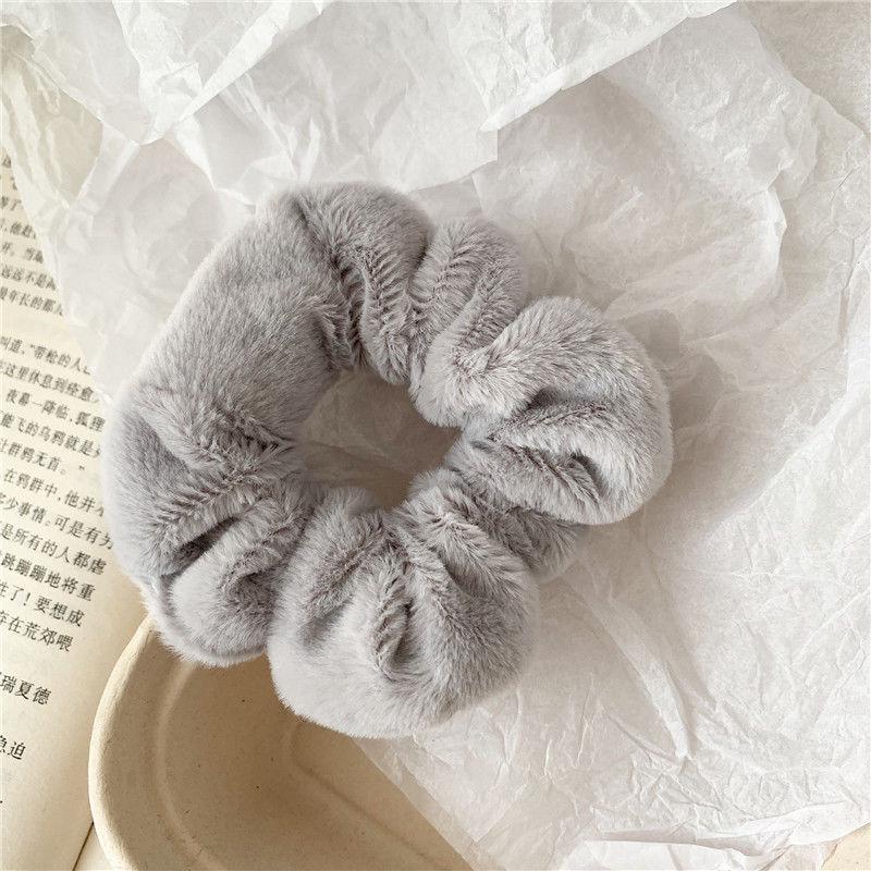 "Autumn/Winter Plush Korean Sweet Hair Ring: Simple Large Intestine Hair Accessory"