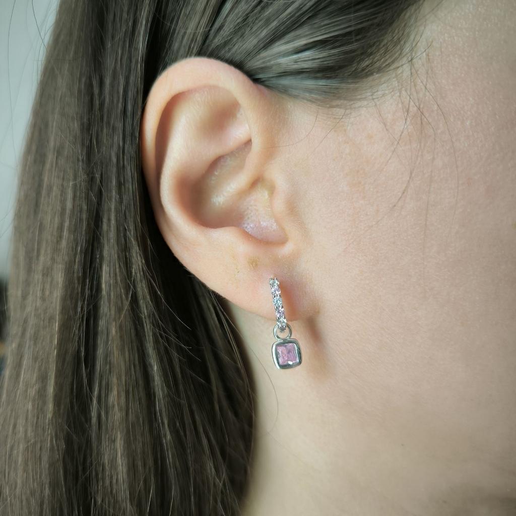 Серебряные серьги с фианитами (60002267)