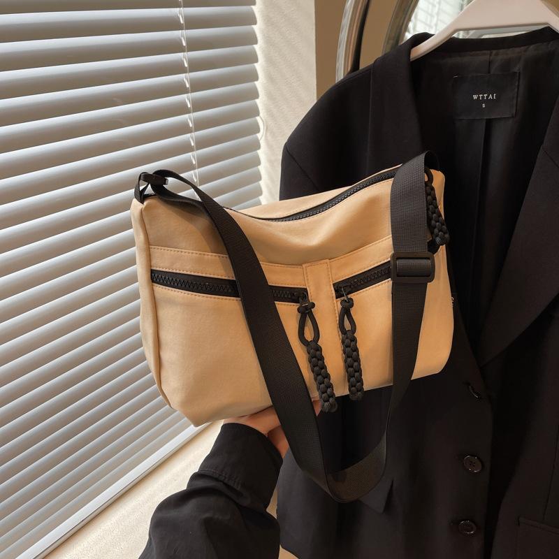 Модная сумка-мессенджер через плечо большой емкости для женщин, новая повседневная универсальная сумка-тоут, корейская версия сумки под мышкой