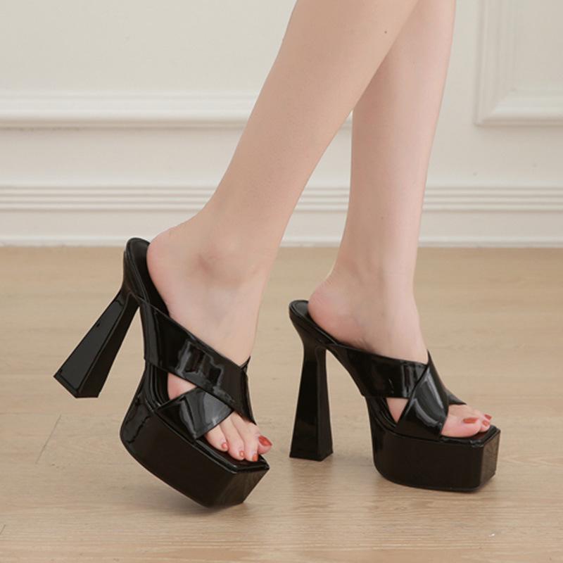 Мода 2024 Лето Новые Шлепанцы на Платформе для Женщин Обувь Сексуальный Квадратный Носок Широкая Перекрестная Лента Толстый Высокий Каблук Современные Сандалии Вьетнамки