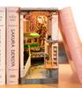 Rolife DIY Книжный уголок Поезд с цветущей вишней 3D-головоломка Миниатюрный домик Комплект подставка для книг Светодиодная книжная полка Украшение ручной работы Сборка Деревянная головоломка