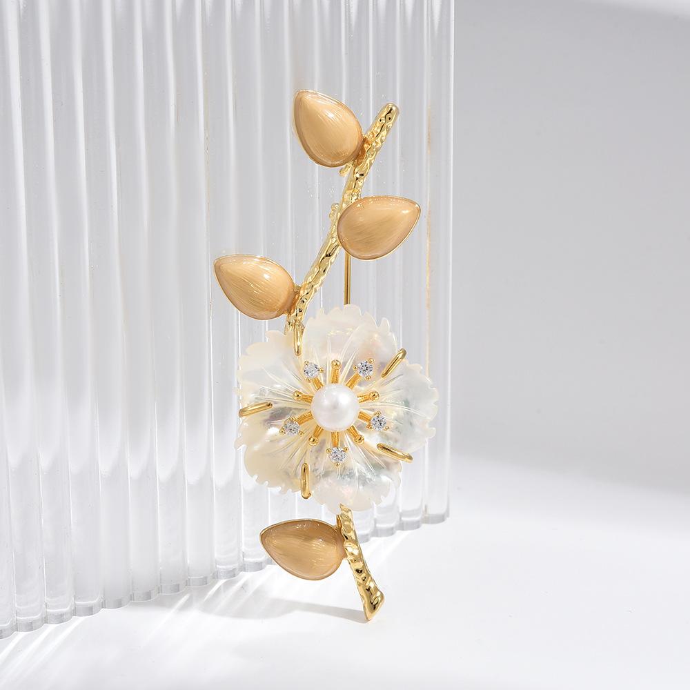Senior Brooches Flower Leaf Brooch Pins for Women Suit Pendant Fashion Brooches Jewelry