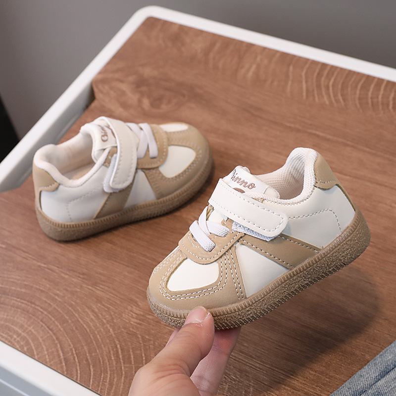 Новая детская спортивная обувь на весну и осень для младенцев и малышей - кроссовки для мальчиков и девочек для немецких тренировок.