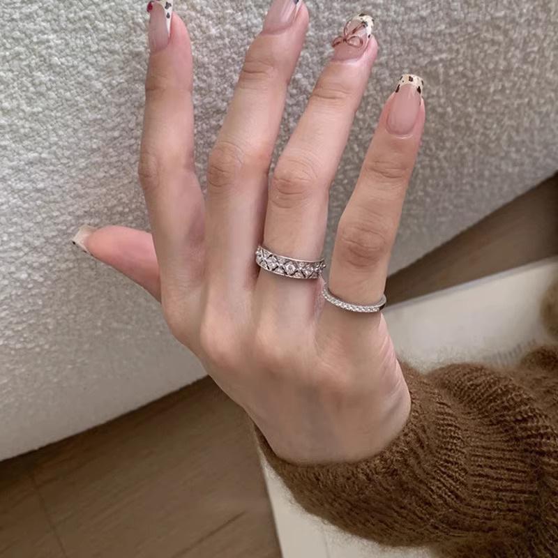Серебряное кольцо 925 пробы с цирконом в форме ромба и кружевом для женщин - Винтажный стиль легкой роскоши