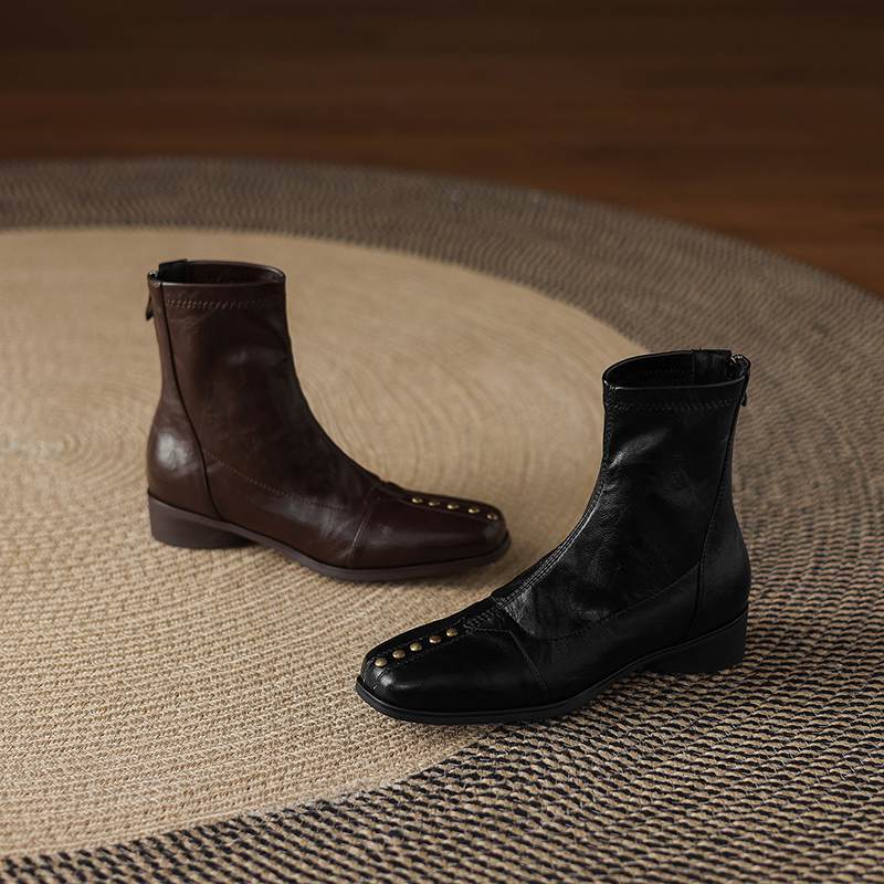 Krazing Pot Зимние ботильоны из микрофибры с квадратным носком, современный размер 33, размер 43, металлические заклепки, средний каблук, на молнии, женские ботильоны