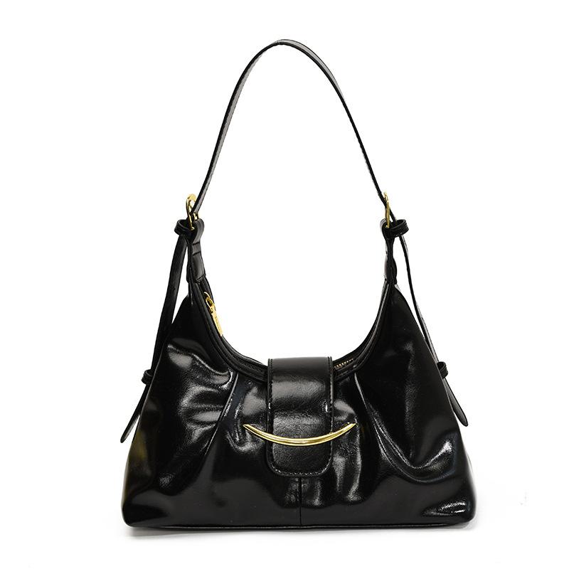 2026 New Highend Underarm Bag Fashiable and Versatile Women's Bag Commuting Shoulder Niche PU Patent Leather Crossbody Bag