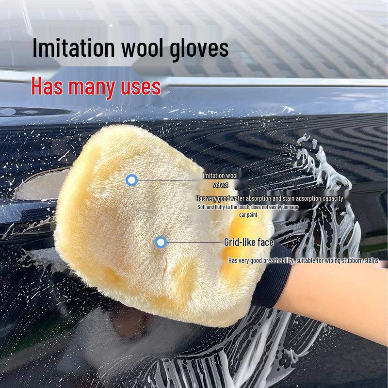 Plush Wool Car Wash Mitts - Gentle on Paint, Bear Paw Design for Waxing and Wiping.