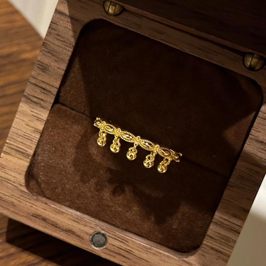 Кольцо-погремушка с имитацией древнего аметиста, женское, легкое, роскошное, высокого класса, нишевое, уникальное, изысканное, модное, универсальное кольцо