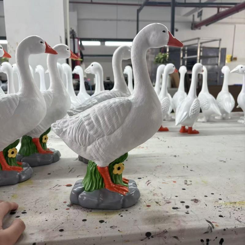 Resin Garden Goose Statue Decor Porch Yard Outdoor Home Decoration - Giddy Figurine