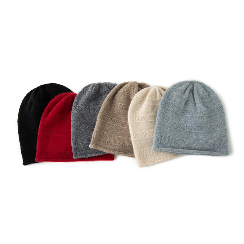 Мягкий Кашемир Осень и Зима Новый Стиль Женская Однотонная Жаккардовая Шапка с Загнутым Носком и Теплой Защитой Ушей Вязаная Шапка