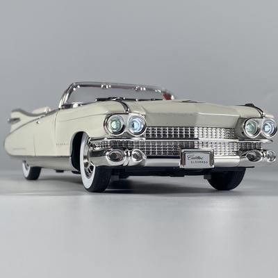 1:24 Кадиллак Эльдорадо Биарриц 1959 Серия 62 Классический Автомобиль Сплав Литье под Давлением Модель Коллекционирование Хобби Модель Украшения Подарок Для Детей