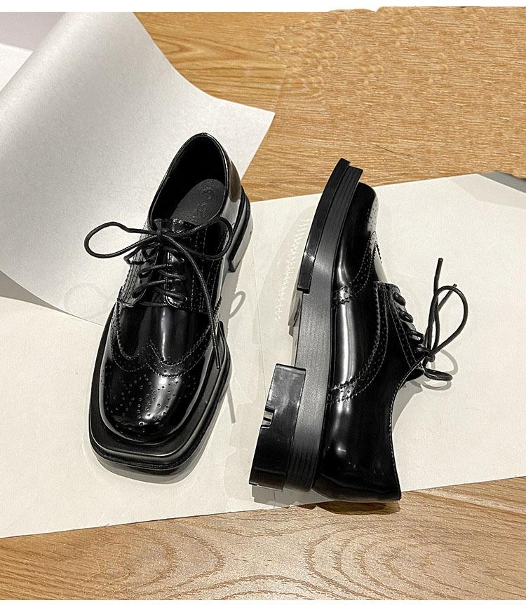 Модные туфли на плоской подошве женские туфли-броги из лакированной кожи блестящие резные узоры оксфорды толстые каблуки маленькие кожаные туфли женские мокасины на шнуровке