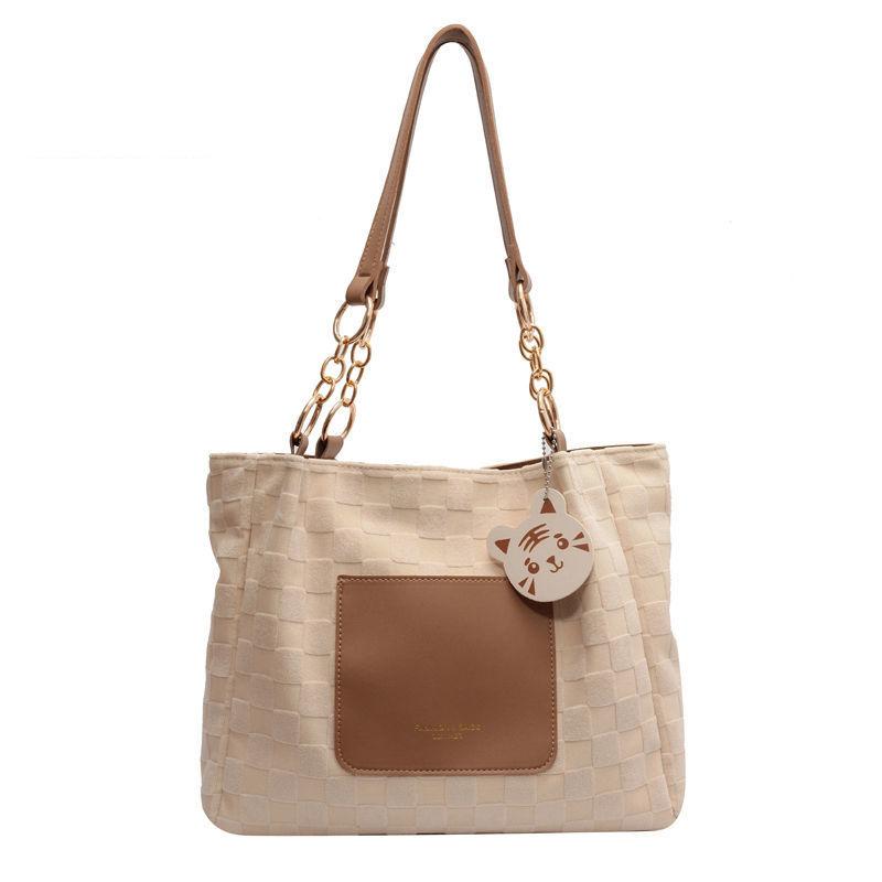 Осень и зима большая вместимость универсальная текстура подмышечная большая сумка женская 2025 новый трендовый осень и зима зарубежный стиль для поездок сумка-тоут