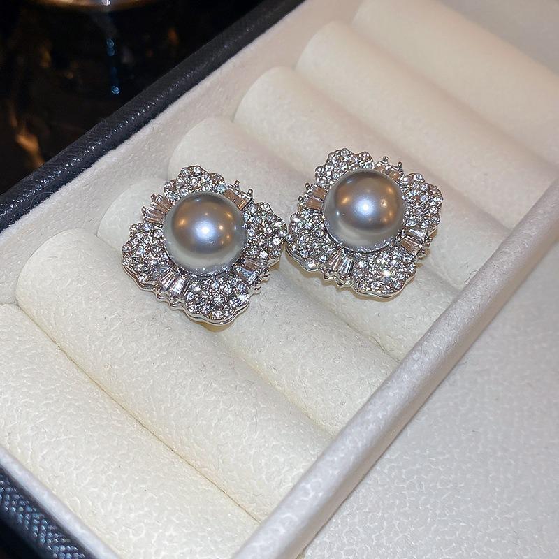 Серьги-цветы из пресноводного жемчуга с посеребренными и позолоченными иглами из настоящего золота, высококлассные серьги, французские серьги в стиле легкой роскоши, элегантные серьги для женщин